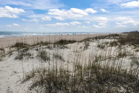 2008 E Fort Macon Road Atlantic Beach NC 28512
