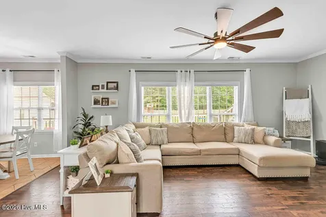 113 Pleasant Court Jacksonville NC 28540