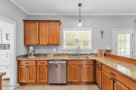 113 Pleasant Court Jacksonville NC 28540
