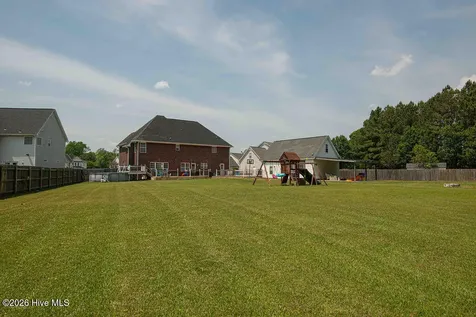 113 Pleasant Court Jacksonville NC 28540