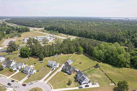 113 Pleasant Court Jacksonville NC 28540