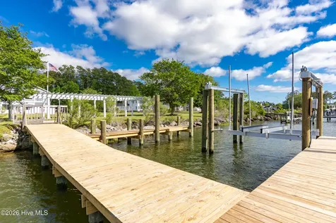 232 Gatsey Lane Beaufort NC 28516