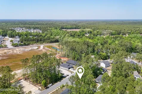 2574 Provence Drive SE Bolivia NC 28422