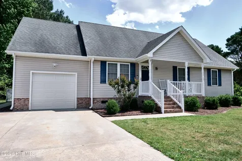 402 Betty Drive Elizabeth City NC 27909