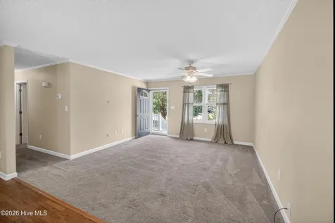 402 Betty Drive Elizabeth City NC 27909
