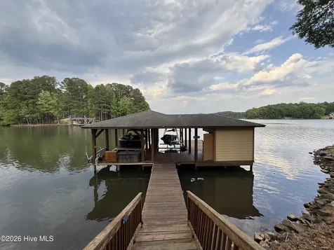 118 Paradise Point Macon NC 27551