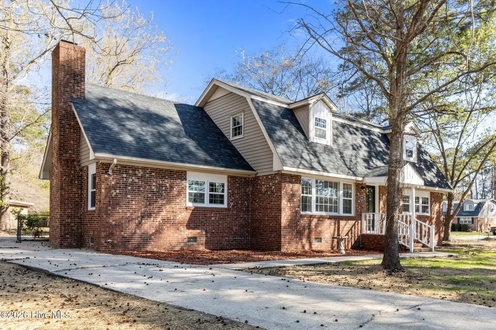 800 Little John Avenue Jacksonville NC 28546