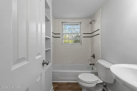 800 Little John Avenue Jacksonville NC 28546
