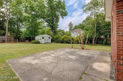617 Windemere Road Wilmington NC 28405