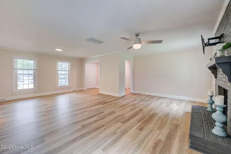 617 Windemere Road Wilmington NC 28405