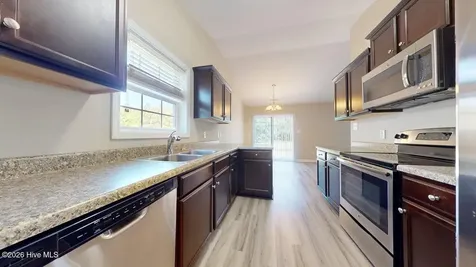 108 Braeburn Boulevard Richlands NC 28574