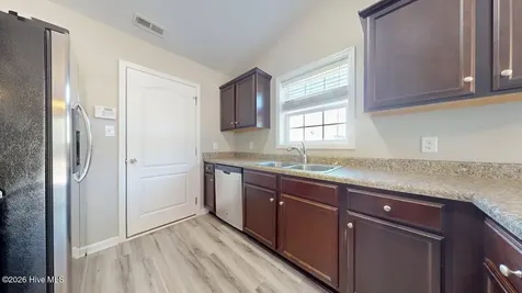 108 Braeburn Boulevard Richlands NC 28574
