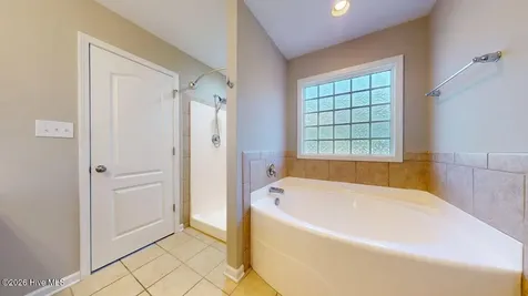 108 Braeburn Boulevard Richlands NC 28574