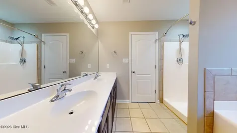 108 Braeburn Boulevard Richlands NC 28574