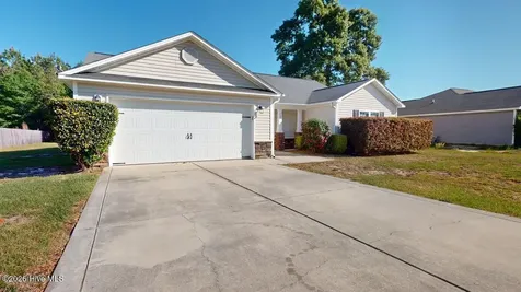 108 Braeburn Boulevard Richlands NC 28574