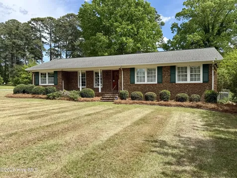1391 Johnson Drive Williamston NC 27892
