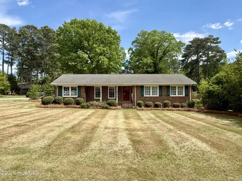1391 Johnson Drive Williamston NC 27892