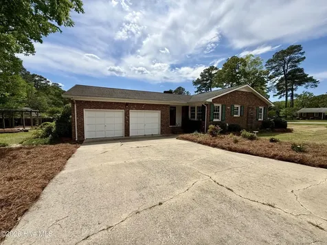 1391 Johnson Drive Williamston NC 27892