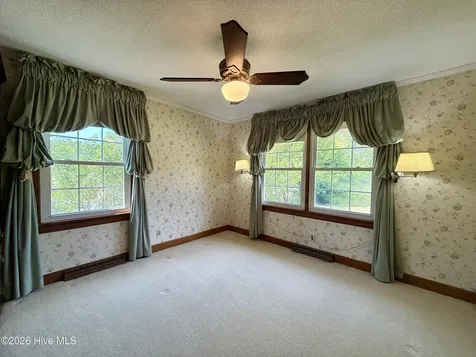 1391 Johnson Drive Williamston NC 27892