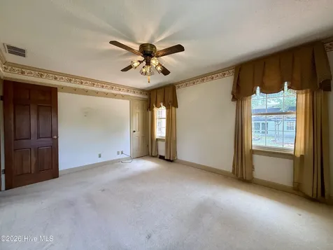1391 Johnson Drive Williamston NC 27892
