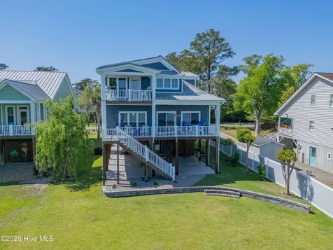 6308 E Yacht Drive Oak Island NC 28465