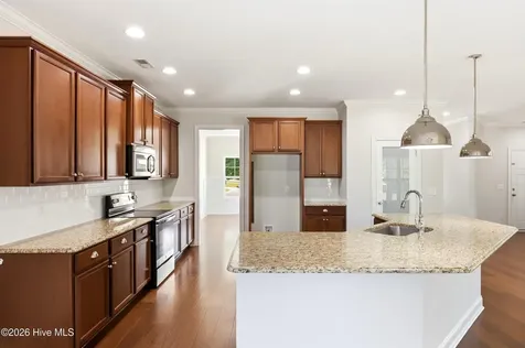 90 W Bailey Lane Hampstead NC 28443