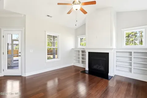 90 W Bailey Lane Hampstead NC 28443