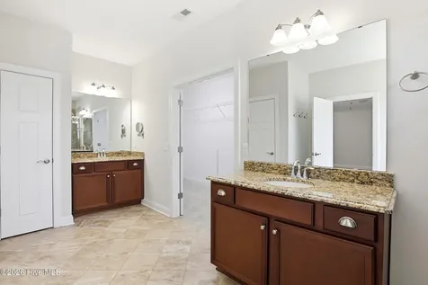 90 W Bailey Lane Hampstead NC 28443