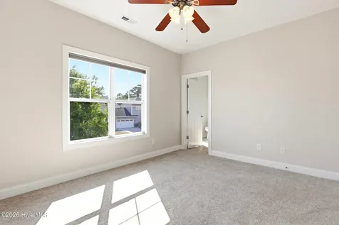 90 W Bailey Lane Hampstead NC 28443