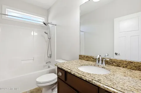 90 W Bailey Lane Hampstead NC 28443