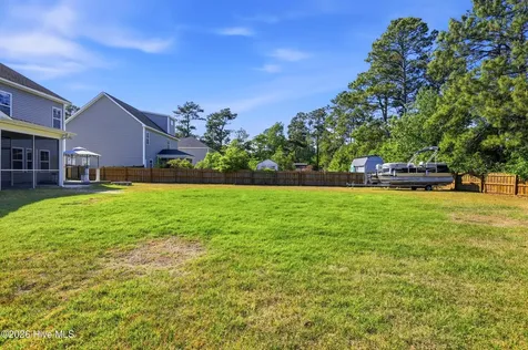 90 W Bailey Lane Hampstead NC 28443