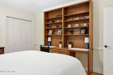108 Farmington Road Grimesland NC 27837