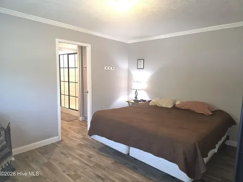 206 Mccoy Avenue Cove City NC 28523