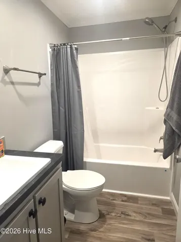 206 Mccoy Avenue Cove City NC 28523