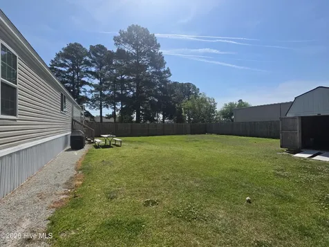 206 Mccoy Avenue Cove City NC 28523
