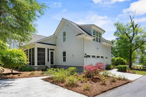 321 Jenoa Drive Castle Hayne NC 28429