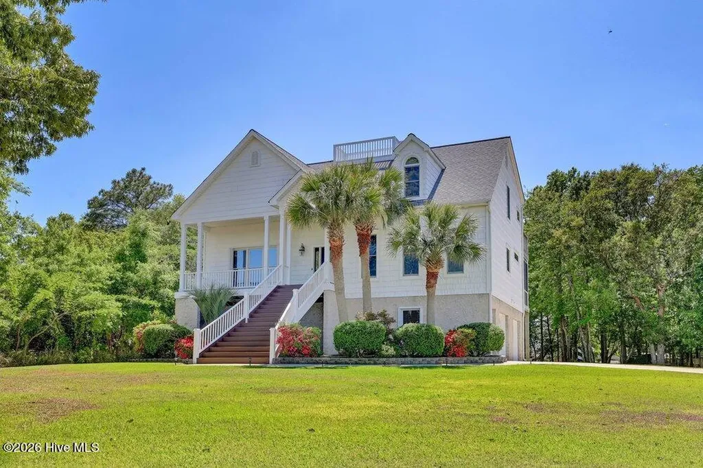 120 Middle Point Road Hampstead NC 28443