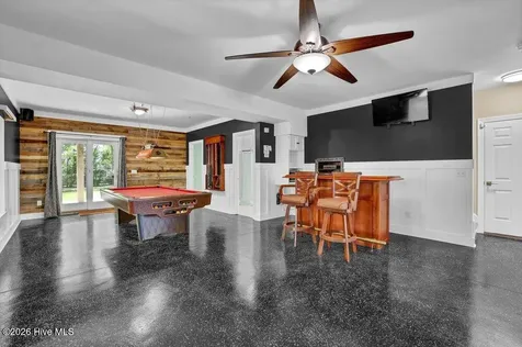 120 Middle Point Road Hampstead NC 28443
