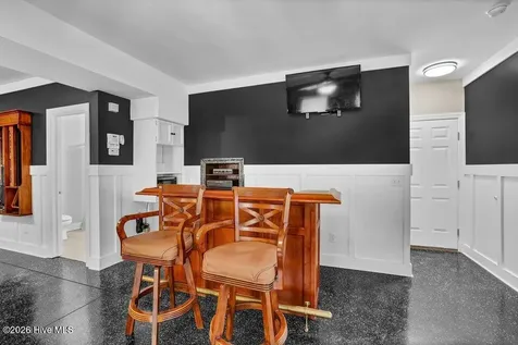 120 Middle Point Road Hampstead NC 28443