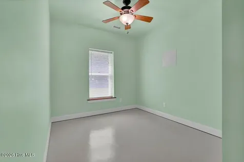120 Middle Point Road Hampstead NC 28443
