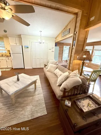 311 Gunas Drive Kill Devil Hills NC 27948