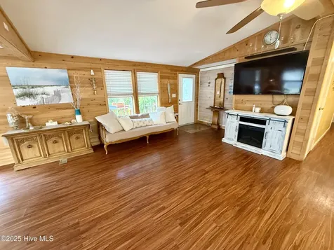 311 Gunas Drive Kill Devil Hills NC 27948