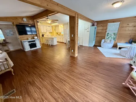 311 Gunas Drive Kill Devil Hills NC 27948