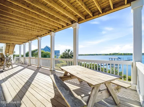 9 Osprey Drive North Topsail Beach NC 28460