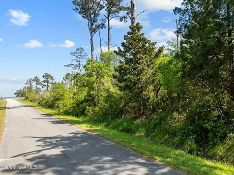 1369 Army Camp Road Davis NC 28524