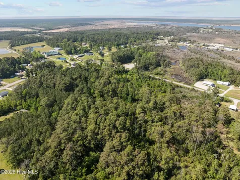 1369 Army Camp Road Davis NC 28524