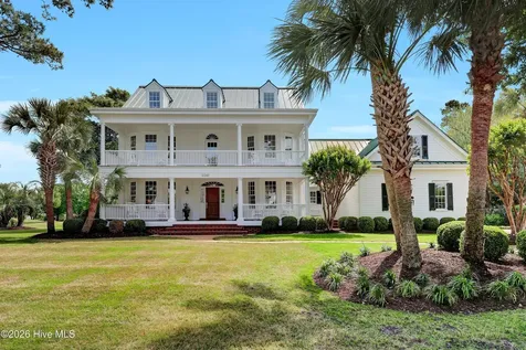 2240 Deepwood Drive Wilmington NC 28405