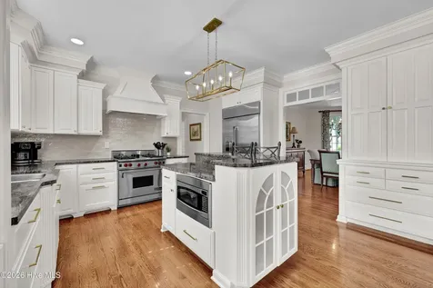 2240 Deepwood Drive Wilmington NC 28405