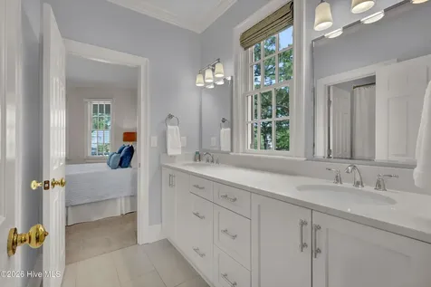 2240 Deepwood Drive Wilmington NC 28405