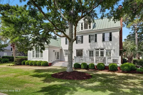 2240 Deepwood Drive Wilmington NC 28405